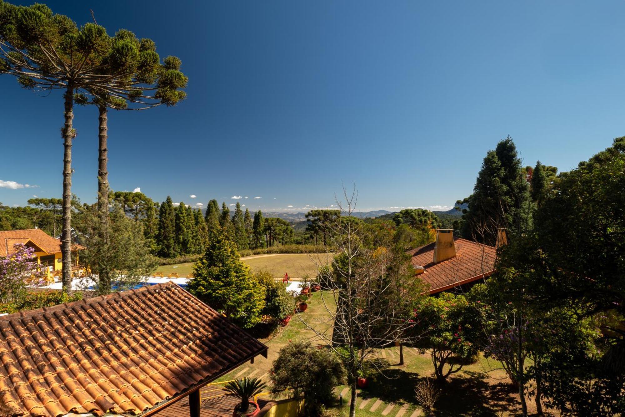 Surya-Pan Hotel Refugio Campos do Jordao Exterior photo